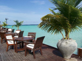 Maldives, South Male Atoll, Olhuveli Beach & Spa Resort